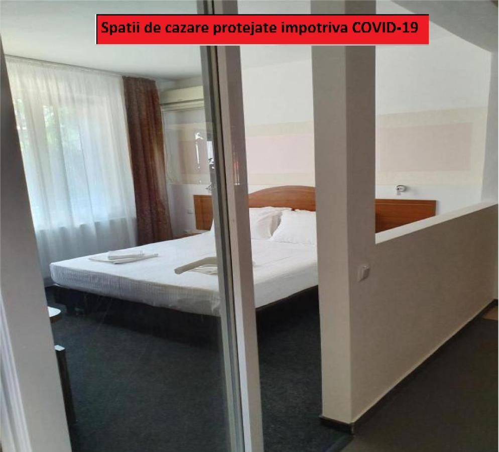 Tranzitrooms Bucharest Luaran gambar