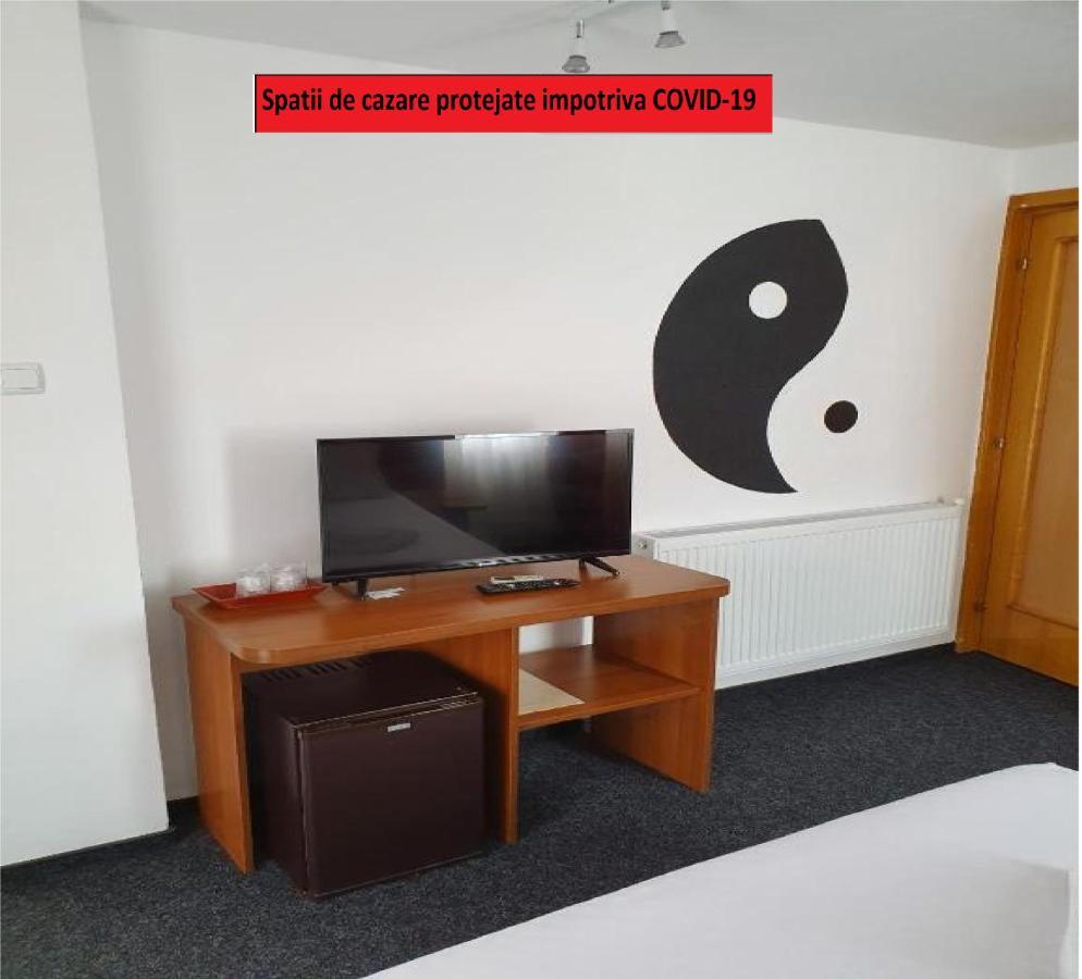 Tranzitrooms Bucharest Luaran gambar